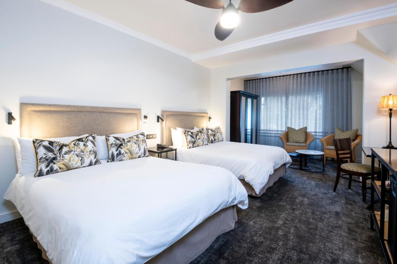 ANEW Hotel Hilton Eksteriør bilde