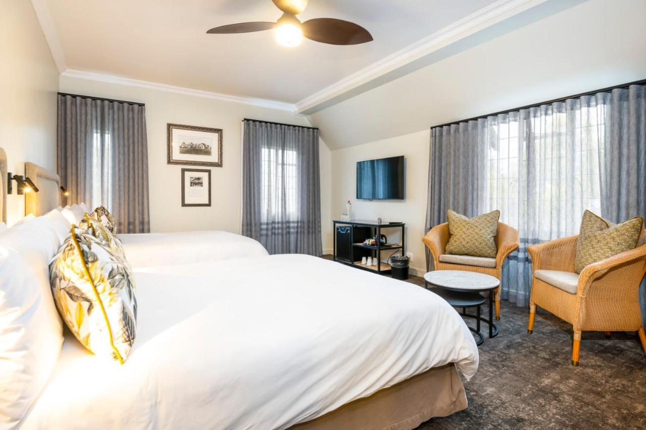 ANEW Hotel Hilton Eksteriør bilde