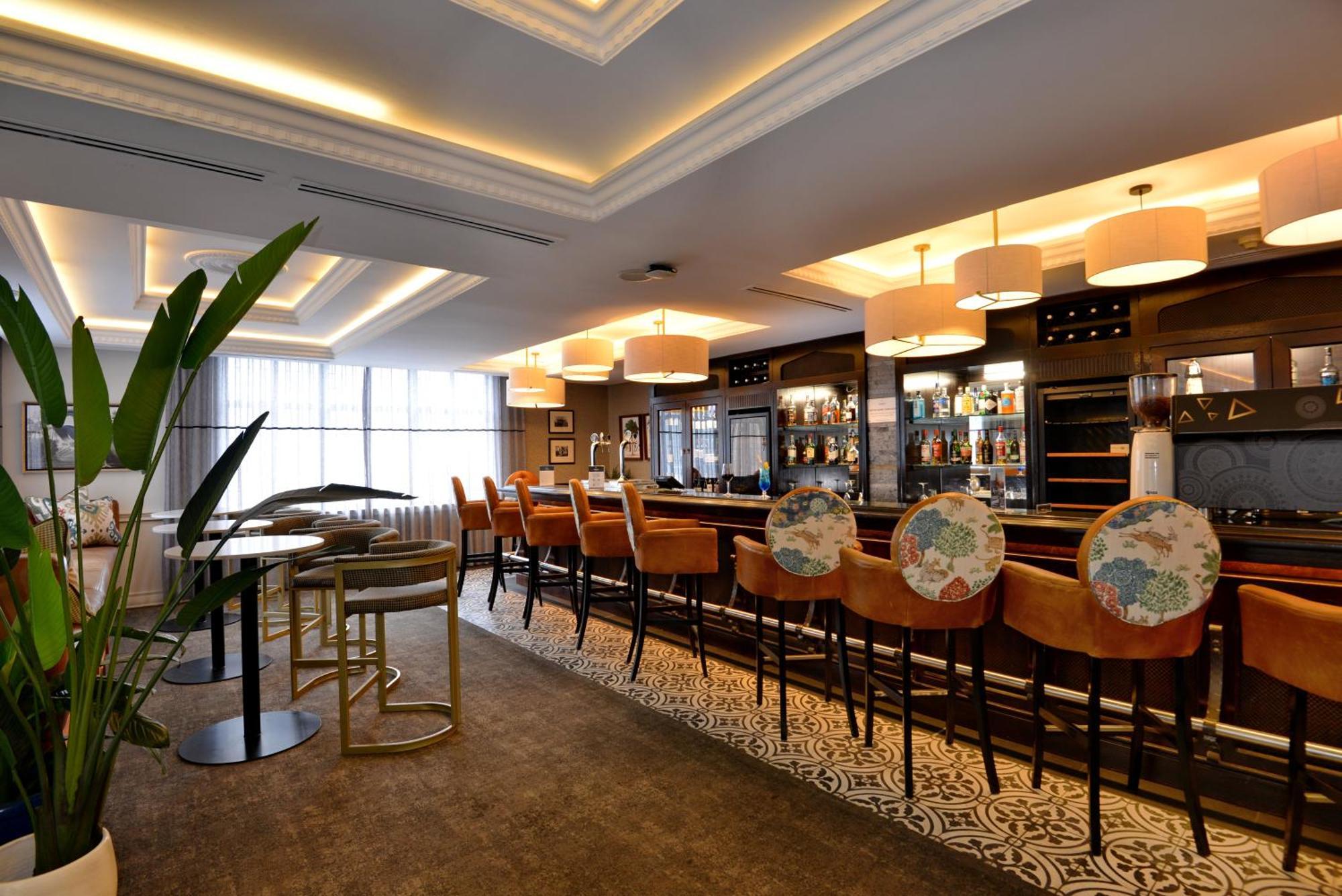 ANEW Hotel Hilton Eksteriør bilde